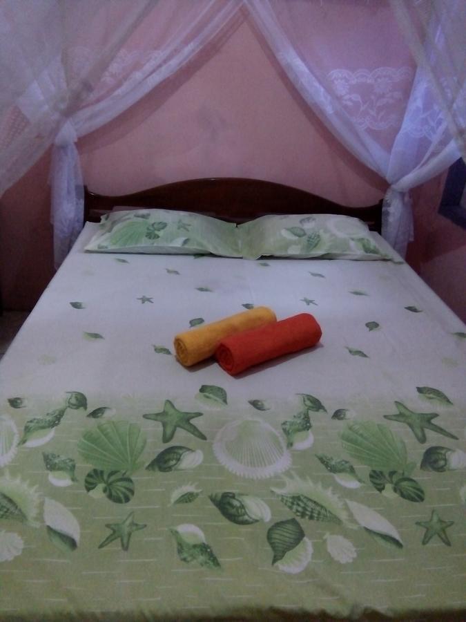 Novita Homestay Bunaken Exteriör bild