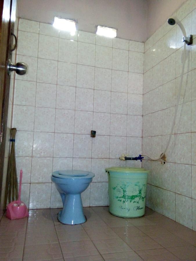 Novita Homestay Bunaken Exteriör bild