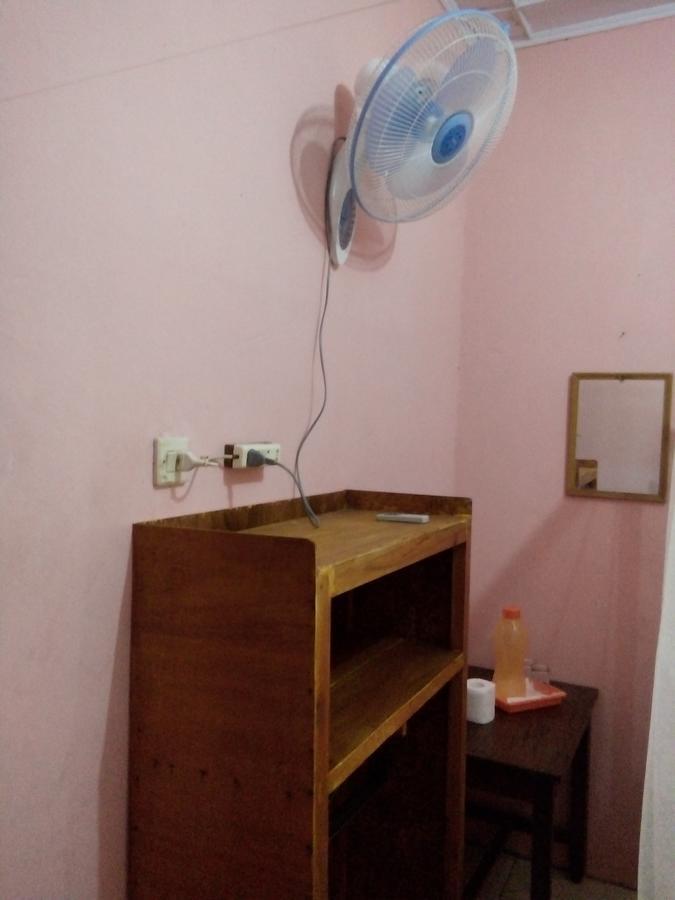 Novita Homestay Bunaken Exteriör bild