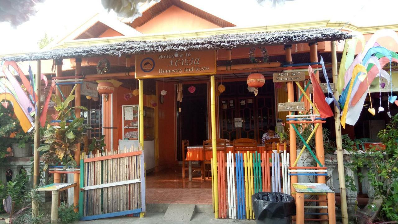 Novita Homestay Bunaken Exteriör bild
